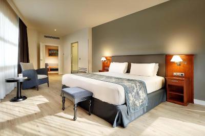 Twin Room 1
