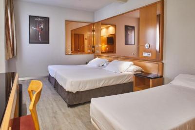 Habitaci&oacute;n Familiar 2