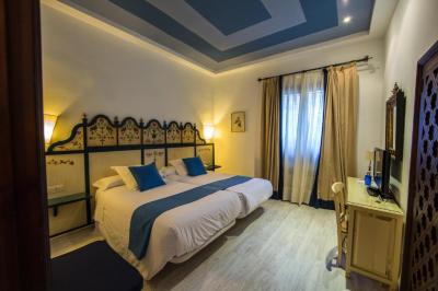 Triple Room 6