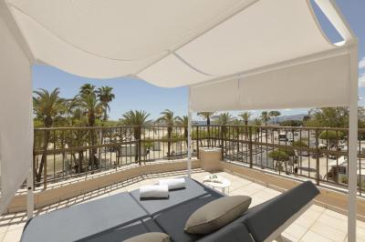 Superior Suite 13