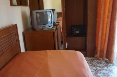 Single Room with Balcony 4
