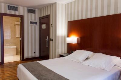 Quarto Duplo 4