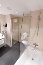 Premium Queen Room 1