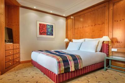 Deluxe Double Room 7