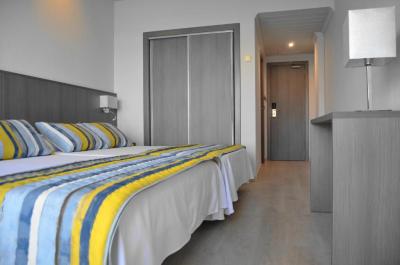 Vierbettzimmer (4 Erwachsene) 13