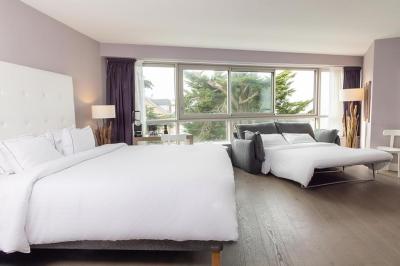 Prestige Family Room with Sea View 7