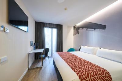 Habitaci&oacute;n Doble con balc&oacute;n 9