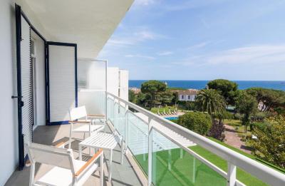 Family Room with Sea View 5