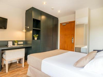 Budget Double Room 8