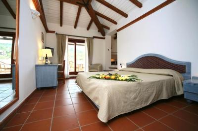Suite Junior con vistas al mar (2 adultos) 5