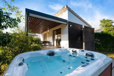 Superior Golden Bungalow 4