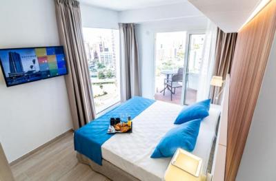 Family Superior with Pool View 5