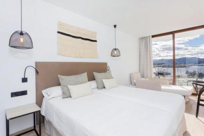 Dreibettzimmer mit Meerblick 5