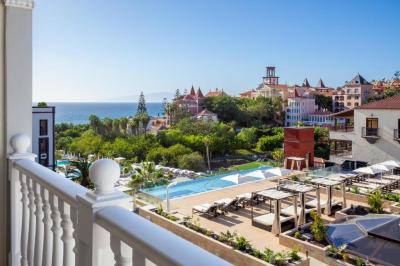 Suite com Vista Mar Lateral (3 Adultos) 32 Suite com Vista Mar Lateral (3 Adultos) 32