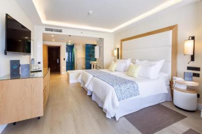 Quarto Deluxe 36 Quarto Deluxe 36