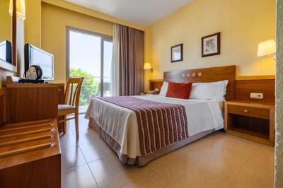 Single Room with Balcony 6
