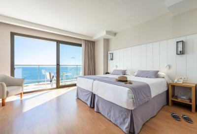Superior Triple Room with Sea View 1