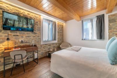 2 Bedroom Family Suite 4