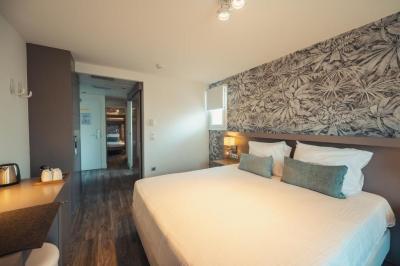 Habitaci&oacute;n Familiar con balc&oacute;n 8