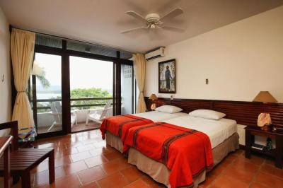 Twin Room 1