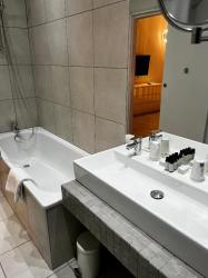 Duplex Quadruple Room 7