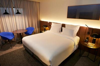 Quarto Queen Deluxe Premium com Vista Cidade 5