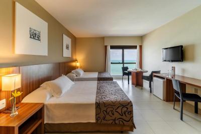 Deluxe Room with 2 Double Beds 1