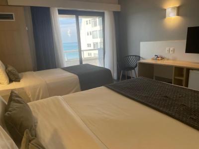 Deluxe Twin Room with Balcony and Sea View 8