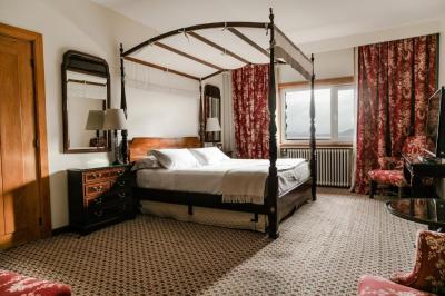 Suite Presidencial 9