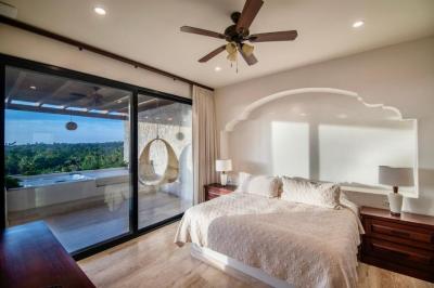 Suite Superior con cama extragrande 10