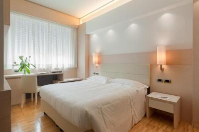 Double Room 2