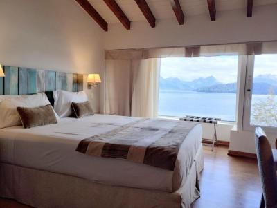 Habitaci&oacute;n Doble Cl&aacute;sica con vistas al lago 1