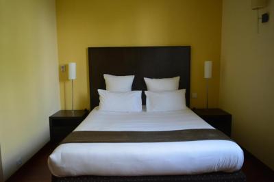 Double Room with Lake View 1