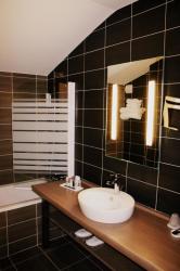 Superior Double or Twin Room with Sea View 4