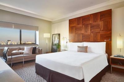 Deluxe Zimmer mit Stadtblick 2
