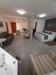 Deluxe Suite with Spa Bath 4