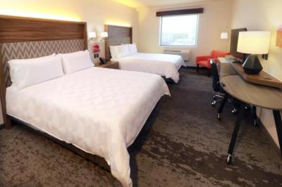 Standard Double Room with Two Double Beds 2