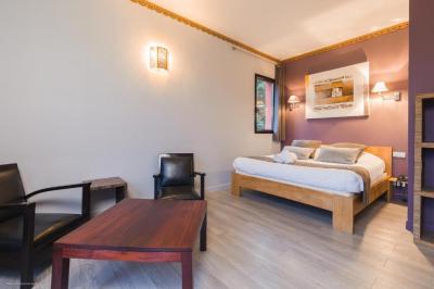 Double Deluxe Room with Terrace 1