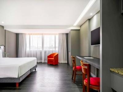 Superior Queen Room 1