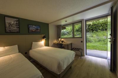 Twin Room 2