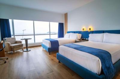Room with Two Double Beds and River View 5