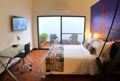 Standard Quadruple Room 2
