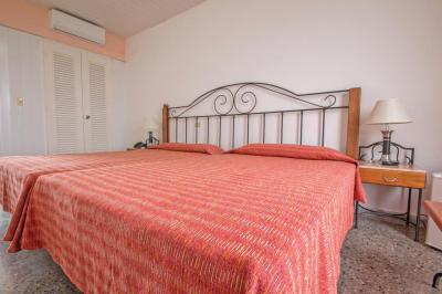 Standar Double Room Garden View 2