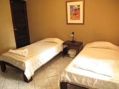 Standard Triple Room 2