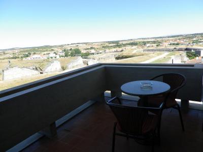 Double Room with Balcony 4