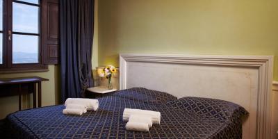 Double Room with Valley View 3