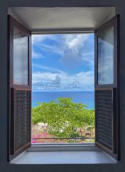 King Suite with Ocean View 4