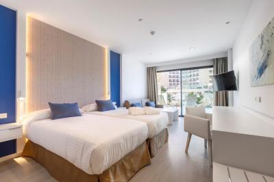 Junior Suite con Balcone (1 Adulto) 3