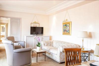 Executive Suite with View 7