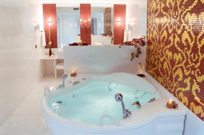 Executive Doppelzimmer mit Whirlpool-Wanne - Nebengeb&auml;ude 6